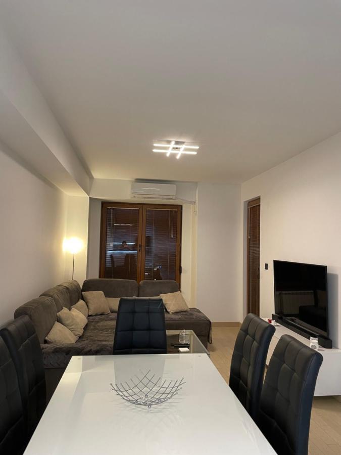 Luka Apartments Flatiron 斯科普里 外观 照片