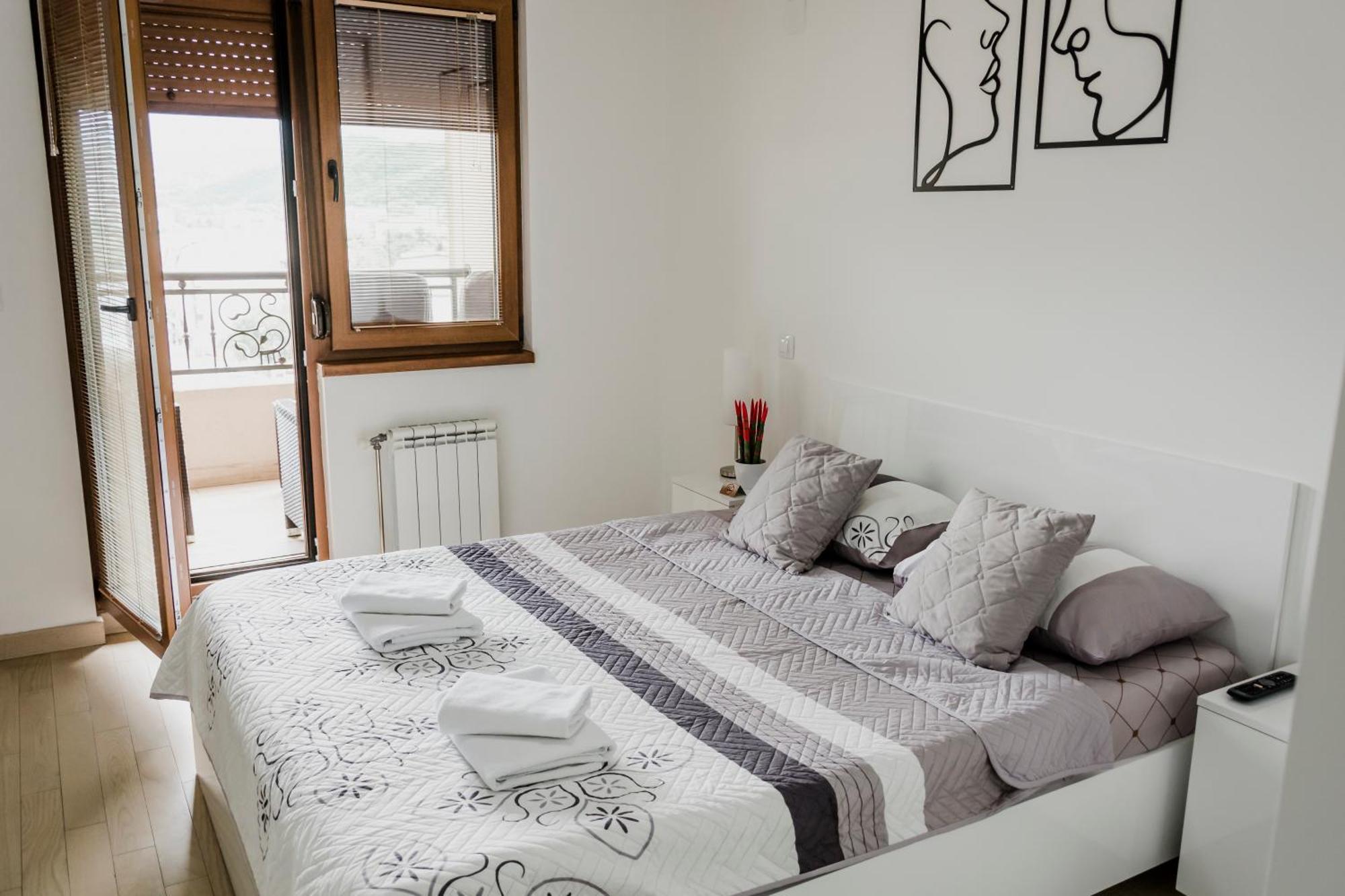 Luka Apartments Flatiron 斯科普里 外观 照片